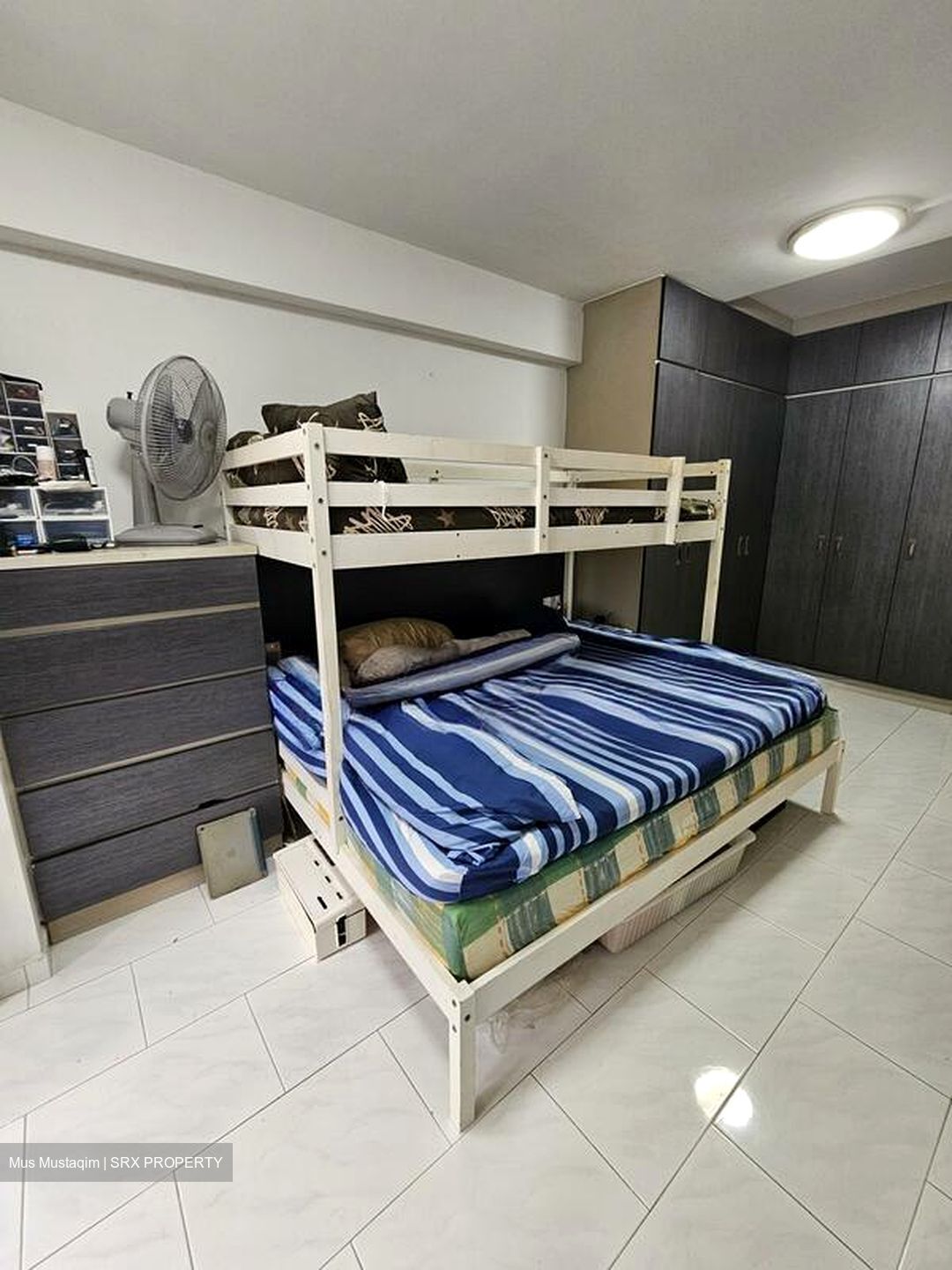 Blk 242 Yishun Ring Road (Yishun), HDB 5 Rooms #515624391